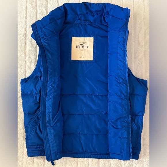 Hollister Women’s Puffer Vest Size L Cobalt Blue Full Zip Sleeveless Polyester - Picture 4 of 6